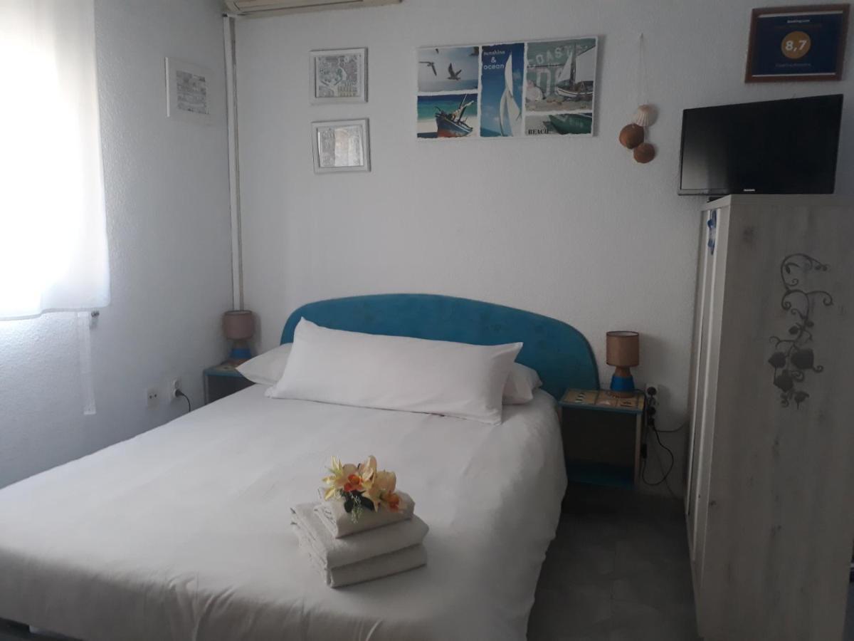 דירות אלמריה Casa Eric Almedina מראה חיצוני תמונה
